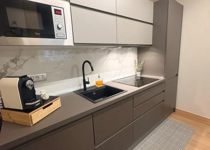 House Eur - - Modern Appartamento *