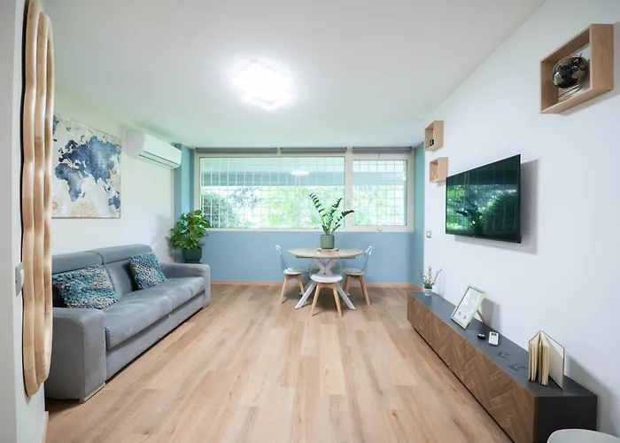 House Eur - - Modern *