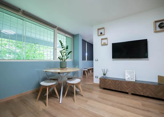 House Eur - - Modern * Roma