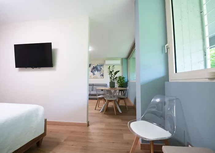 House Eur - - Modern